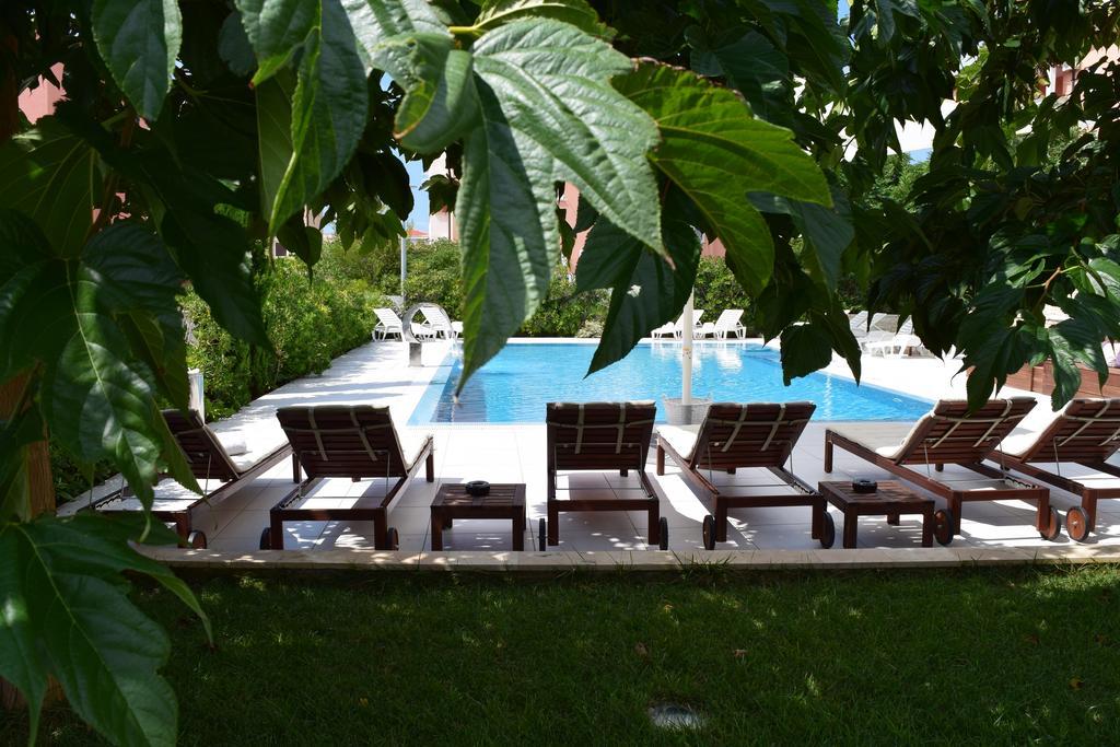 House Novalia Hotel โนวาลยา ภายนอก รูปภาพ